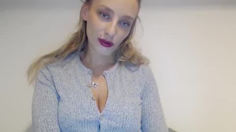 MarilynDevilish online show from 11-23-25, 06:24