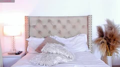 Snapshot of marilynrossy chatting on 10-08-25, 04:10 marilynrossy online show from 10-08-25, 04:10