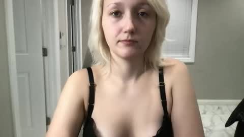 marilynxo7 online show from 02-22-26, 05:08