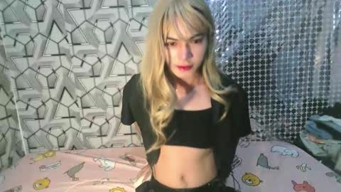 Snapshot of marimarxox1 chatting on 04-04-26, 11:40 marimarxox1 online show from 04-04-26, 11:40