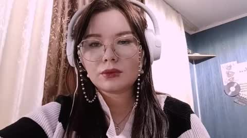 Lia online show from 02-27-26, 07:36