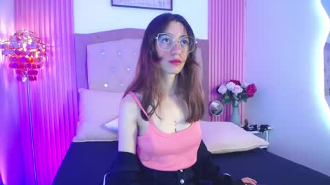 marinette online show from 03-24-26, 04:45