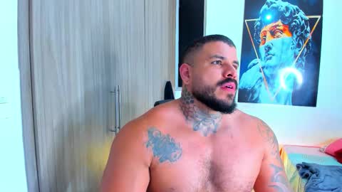 Snapshot of mario_teran chatting on 10-29-25, 02:03 Mario Teran online show from 10-29-25, 02:03