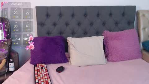 Paula Maria online show from 11-20-25, 08:52