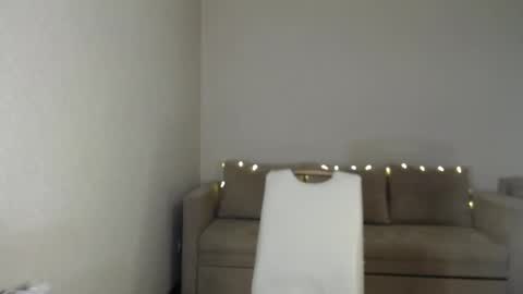 Snapshot of marishaarimova chatting on 01-07-25, 10:01 Marisha Arimova online show from 01-07-25, 10:01