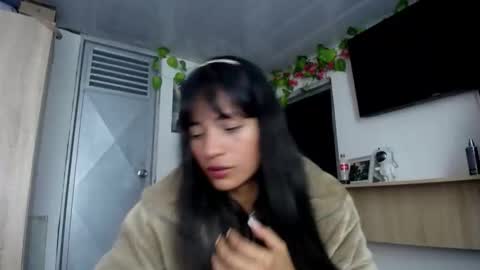 Maritza Ferrer -Samara Beltran online show from 12-17-25, 02:28