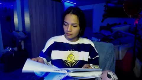 Snapshot of maritza_ferrerr chatting on 06-13-26, 06:00 Maritza Ferrer -Samara Beltran online show from 06-13-26, 06:00
