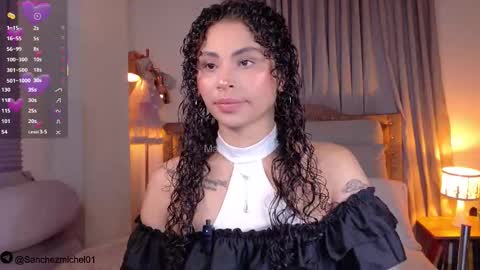 Snapshot of marivimichel03 chatting on 11-15-25, 05:16 online show from 11-15-25, 05:16