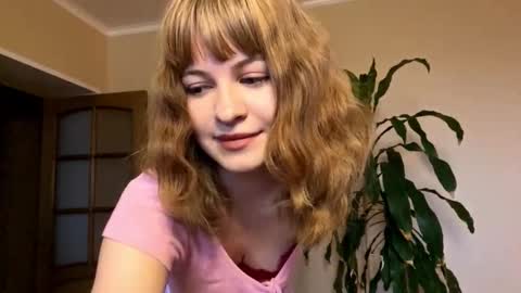 Snapshot of marjoriestallbaumer chatting on 11-13-25, 05:50 Alice online show from 11-13-25, 05:50
