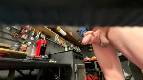 Snapshot of mark10hard chatting on 09-18-25, 10:39 Mark9hard online show from 09-18-25, 10:39