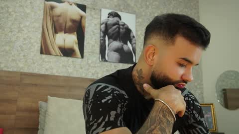 Mark online show from 01-10-25, 09:42