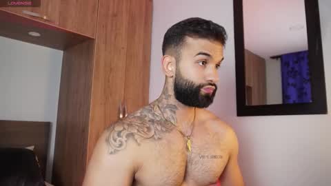 Mark online show from 10-01-25, 01:11