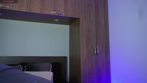 Mark online show from 10-21-25, 10:10