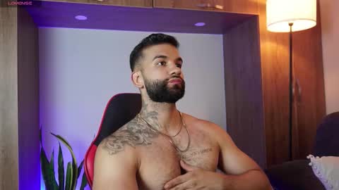 Mark online show from 11-26-25, 11:39