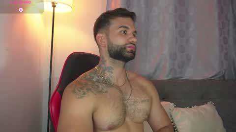 Snapshot of mark_hazze chatting on 06-10-26, 12:55 Mark online show from 06-10-26, 12:55