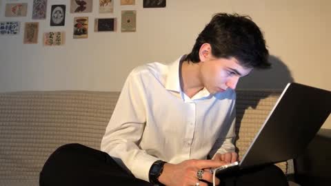 Mark online show from 10-17-25, 09:34