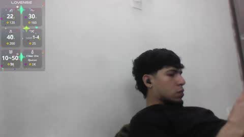 Snapshot of mark_rut chatting on 12-26-24, 02:22 MODEL Mark Rut online show from 12-26-24, 02:22