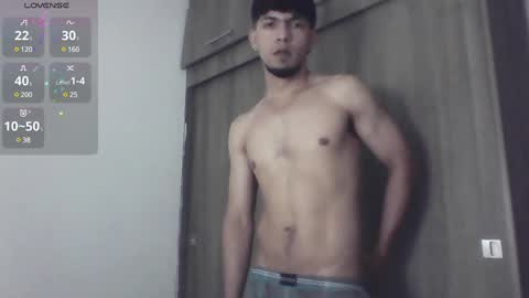 Snapshot of mark_rut chatting on 01-25-25, 11:22 MODEL Mark Rut online show from 01-25-25, 11:22