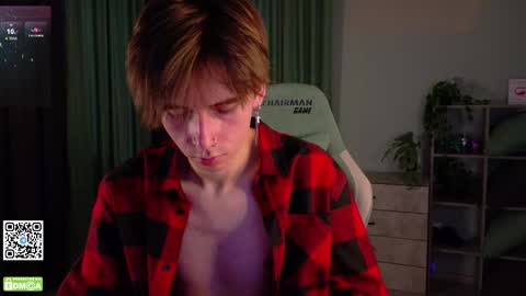 Snapshot of mark_safr chatting on 11-10-25, 03:05 Mark online show from 11-10-25, 03:05