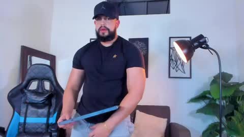 mark_x23 online show from 05-17-26, 04:32