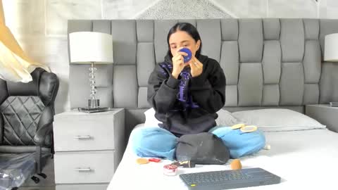 markandphilip  online show from 10-25-25, 12:13