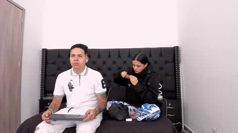 markandphilip  online show from 11-23-25, 11:54