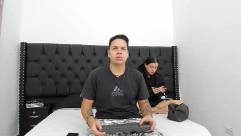 markandphilip  online show from 11-25-25, 11:54