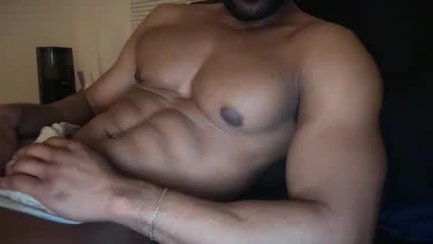 Snapshot of markkevblue chatting on 05-13-26, 01:58 Markkev online show from 05-13-26, 01:58