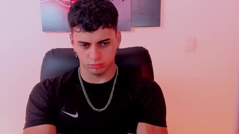 Snapshot of markpotier chatting on 12-17-24, 07:07 MARK online show from 12-17-24, 07:07