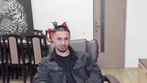 Tison online show from 02-10-25, 05:03