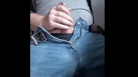 Snapshot of markus81xxx chatting on 11-10-25, 01:43 markus81xxx online show from 11-10-25, 01:43