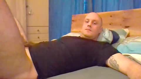 markus_7 online show from 12-04-25, 01:53