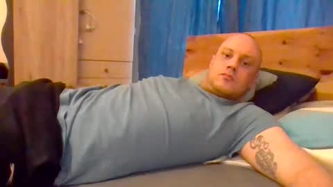 markus_7 online show from 01-11-26, 02:44