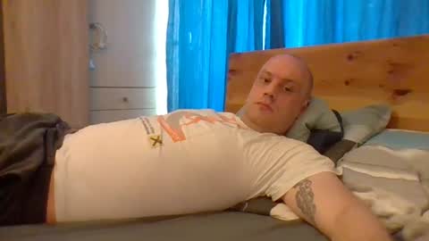 Snapshot of markus_7 chatting on 06-21-26, 07:00 markus_7 online show from 06-21-26, 07:00