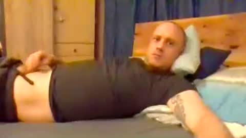 Snapshot of markus_7 chatting on 07-15-26, 07:19 markus_7 online show from 07-15-26, 07:19