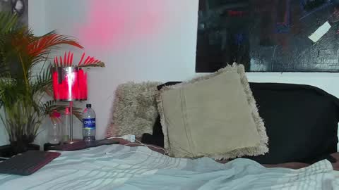 Markus latin online show from 01-25-25, 02:58