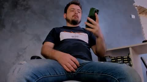 Snapshot of markwaynescr chatting on 04-20-26, 08:28 MARK online show from 04-20-26, 08:28