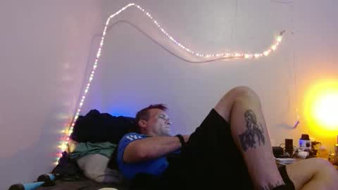 Snapshot of markymark101825061 chatting on 02-08-25, 11:33 markymark101825061 online show from 02-08-25, 11:33