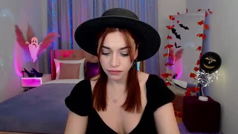 Snapshot of marladewis chatting on 10-25-25, 10:56 MarlaDewis online show from 10-25-25, 10:56