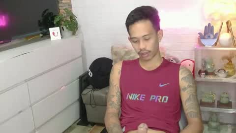 marlmoreno10 online show from 04-07-26, 05:35