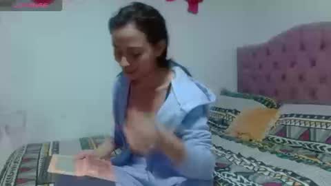 Snapshot of marly_hottest chatting on 09-15-25, 01:55 marly_hottest online show from 09-15-25, 01:55