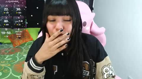 Snapshot of maron_baez chatting on 11-29-25, 02:42 maron online show from 11-29-25, 02:42