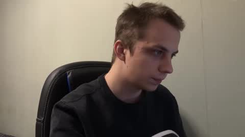 Snapshot of maroooa chatting on 02-11-26, 06:57 Marko online show from 02-11-26, 06:57