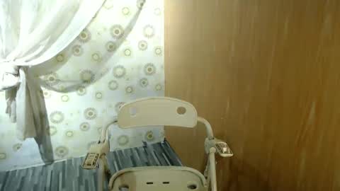 Snapshot of marrymehonxx chatting on 06-07-26, 06:33 marrymehonxx online show from 06-07-26, 06:33