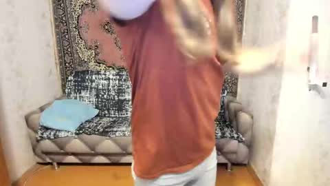 Snapshot of marryplz chatting on 02-26-25, 09:53 Alan online show from 02-26-25, 09:53