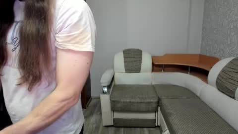 Snapshot of marryplz chatting on 11-06-25, 06:09 Alan online show from 11-06-25, 06:09