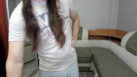 Snapshot of marryplz chatting on 11-12-25, 02:01 Alan online show from 11-12-25, 02:01