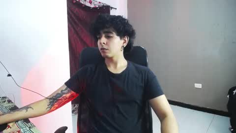 Snapshot of mars_miller chatting on 12-18-25, 07:58 Mars online show from 12-18-25, 07:58