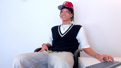 MARSHALL online show from 01-19-26, 01:04