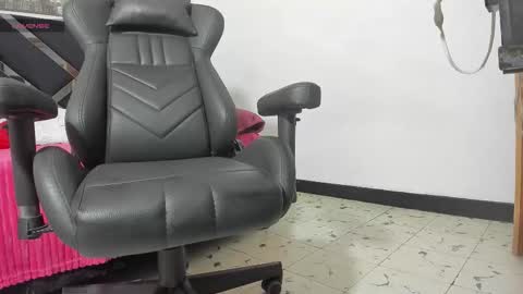 Mar Smith online show from 09-30-25, 03:11